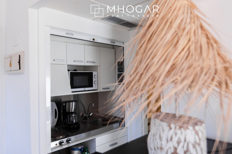 Apartamento con vistas al mar en venta, unicado a tan solo unos pasos de la Cala de La Calalga, Calpe! 